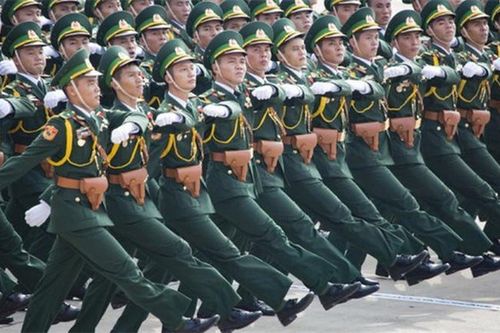 Chế độ nghỉ phép và nghỉ phép đặc biệt đối với hạ sĩ quan, binh sĩ phục vụ tại ngũ