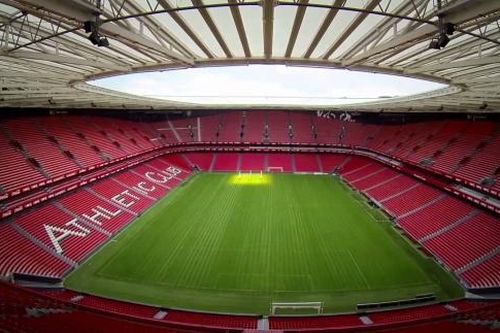 Thành phố đầu tiên mất quyền đăng cai EURO 2021?