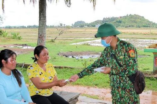 Phòng chống dịch COVID – 19: Phát huy 'tai mắt' trong dân