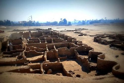 Tìm thấy 'thành phố vàng đã mất' 3.500 năm tuổi