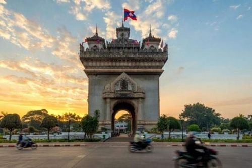 Lào phong tỏa thủ đô, thế giới 122,8 triệu ca khỏi Covid-19