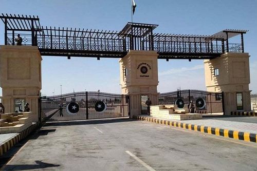 Iran và Pakistan ký MoU thành lập các chợ chung ở biên giới