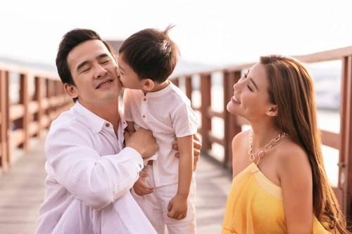 Sau 5 năm 'về chung một nhà', Lương Thế Thành - Thúy Diễm làm gì để hạnh phúc giữa showbiz tan hợp - hợp tan?