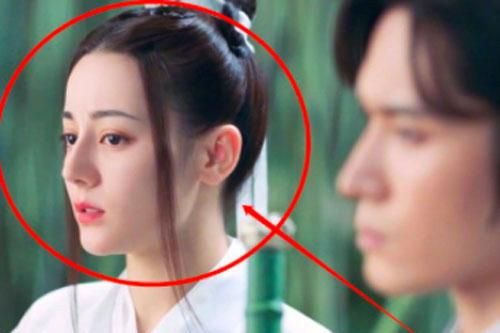 Trường Ca Hành chưa kết thúc mà Địch Lệ Nhiệt Ba đã đóng phim cổ trang mới, nam chính là Cung Tuấn?