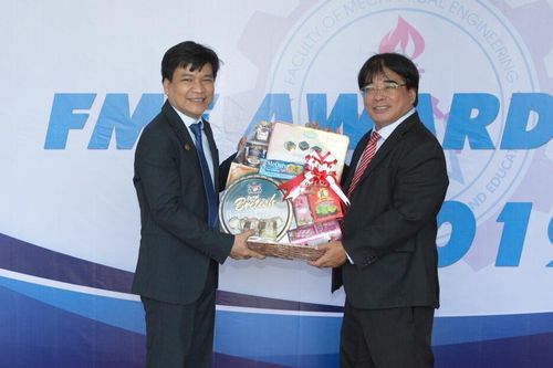 ĐH Sư phạm kỹ thuật TP.HCM khẳng định 'không có bất thường' trong quy trình chọn hiệu trưởng mới