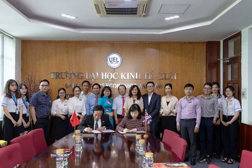 Đại học Kinh tế - Luật và ICAEW hợp tác đào tạo nhân lực Tài chính Kế toán chuẩn quốc tế