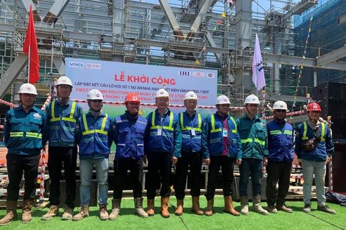 Khởi công lắp đặt kết cấu thép lò hơi số 1 dự án nhiệt điện Vân Phong 1