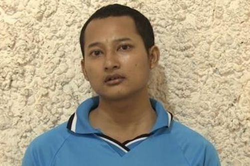 Tạm giam kẻ dùng búa đánh người