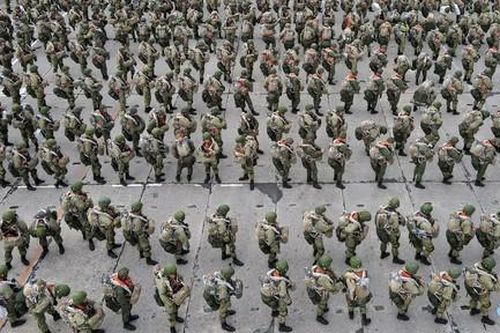 Nga bất ngờ lệnh binh sĩ rút về các căn cứ sau cuộc tập trận gần Ukraine