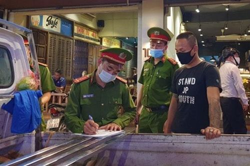 Xử lý nghiêm các vi phạm về an toàn giao thông, trật tự đô thị