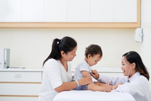 Khám sức khỏe định kỳ cho trẻ em- Việc nên làm