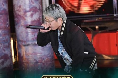 Netizen 'chín người, mười ý' trước tin Á Quân King Of Rap rớt vòng casting Rap Việt 2021