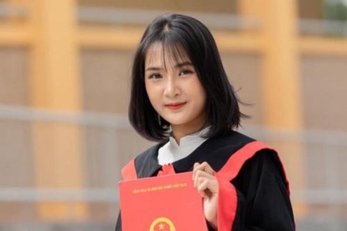 Giáo viên thực tập được quan tâm trên mạng nhờ bức ảnh chụp lén