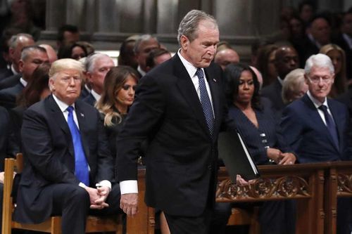Ông Bush tiết lộ người mình viết tên trong phiếu bầu năm 2020