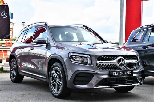 Những mẫu Mercedes-Benz giá thấp tại Việt Nam