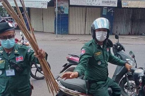 Bộ trưởng Campuchia yêu cầu dừng quất roi người trốn lệnh phong tỏa