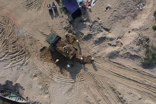 Quảng Ngãi: Dẹp loạn 'cát tặc', giá cát tăng gấp đôi so với trước