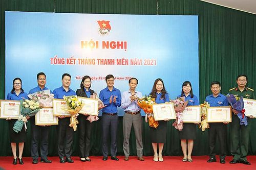 Hỗ trợ hơn ba nghìn dự án khởi nghiệp của tuổi trẻ