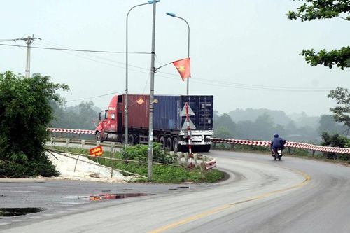 Khúc cua 'tử thần' trên Quốc lộ 48