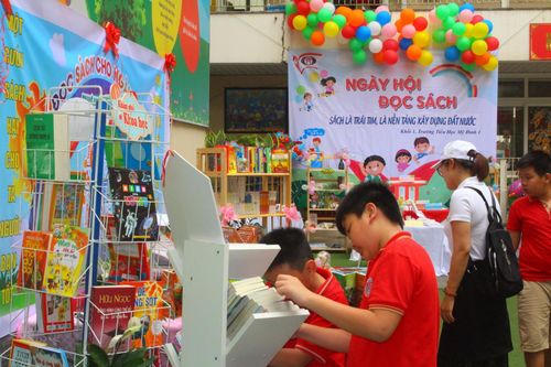 Hà Nội: Quận Nam Từ Liêm hưởng ứng Ngày sách Việt Nam