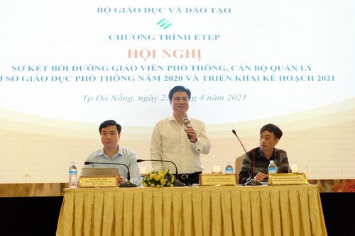 Bồi dưỡng giáo viên, cán bộ quản lý GD thường xuyên, liên tục, tại chỗ