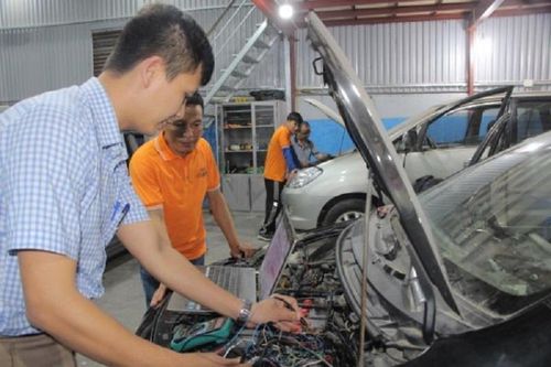 1.500 vị trí việc làm lương cao chờ đợi các bạn trẻ