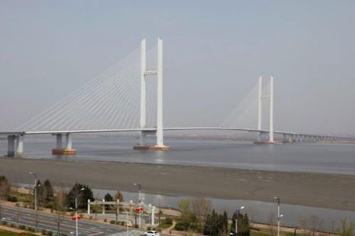 Sau cảnh báo ảm đạm của ông Kim, Trung Quốc sắp mở lại tuyến đường sắt với Triều Tiên
