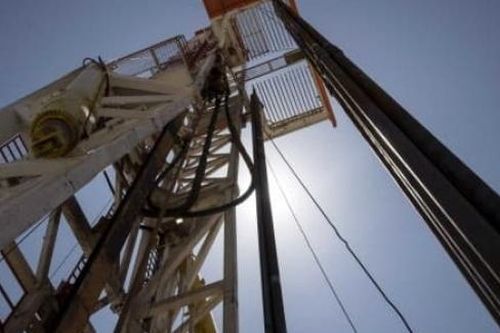 Các công ty nhỏ đổ xô mua tài sản của 'Big Oil'