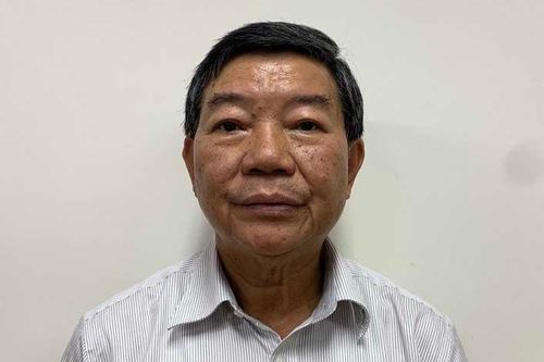 Lời khai chủ doanh nghiệp 'dúi' phong bì cho cựu Giám đốc Bệnh viện Bạch Mai