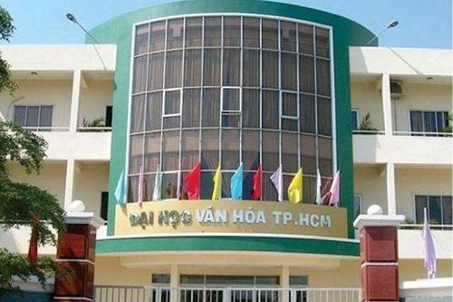 Cán bộ Trường ĐH Văn hóa TP.HCM cứ 'đi họp là có tiền'