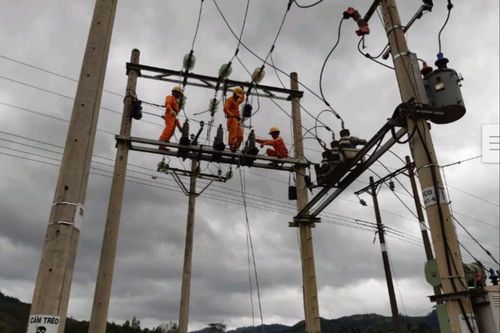Điện lực Thừa Thiên Huế đảm bảo cung ứng điện dịp lễ 30/4 – 1/5