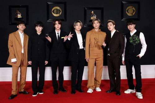 Ban nhạc BTS trở thành đại sứ thương hiệu của Louis Vuitton
