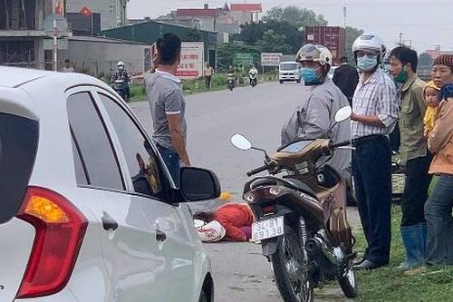 Hải Dương: Va chạm với xe container, 2 người tử vong