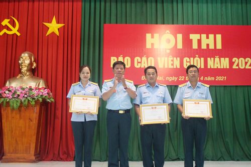 Thiếu tá Đoàn Quang Trung đoạt giải nhất hội thi Báo cáo viên giỏi Nhà máy A29 năm 2021
