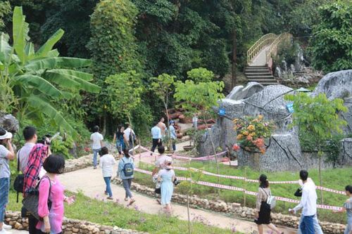 Đưa du khách về miền di sản