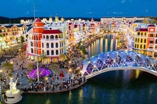 Choáng ngợp trong đêm công diễn siêu show 'Sắc màu Venice'