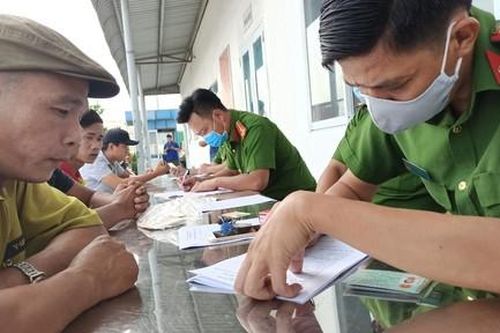 Bị phát hiện dương tính ma túy: Tài xế xe đầu kéo phân trần do bạn lừa