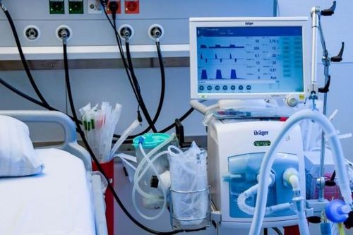 Tự ý ngừng thuốc điều trị viêm gan B, nhập viện vì suy gan nặng