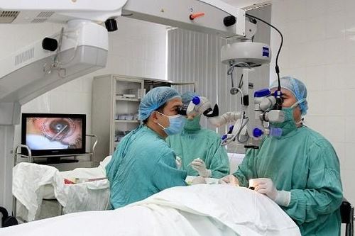 1 người hiến giác mạc đem lại ánh sáng cho 2 người