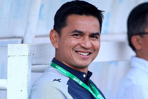 Báo Thái: 'Kiatisuk thay người xuất sắc'