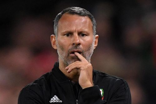Ryan Giggs mất việc vì bê bối hành hung bạn gái