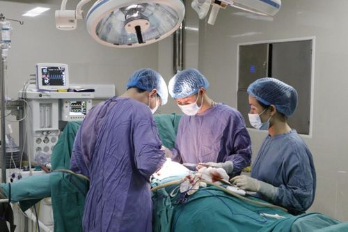 Bệnh nhân có u nhầy ruột thừa hiếm gặp