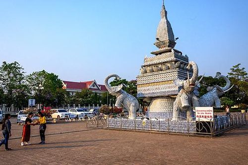 Đại sứ quán Việt Nam tại Lào thông báo về tình hình dịch Covid-19
