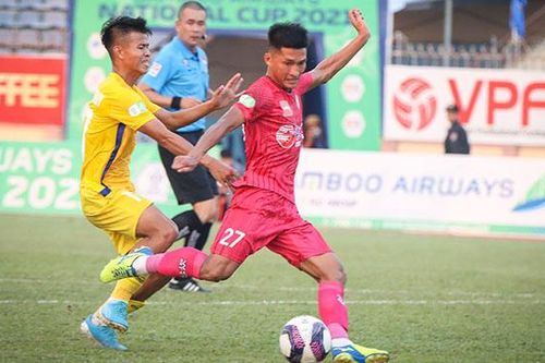 Quảng Nam 3-2 Sài Gòn: Thêm thất bại đoàn quân HLV Phùng Thanh Phương