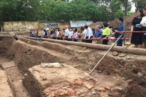 'Còn nhiều dấu hỏi về kinh đô hoa lệ nghìn năm...'