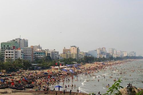 Khai hội du lịch biển Sầm Sơn 2021
