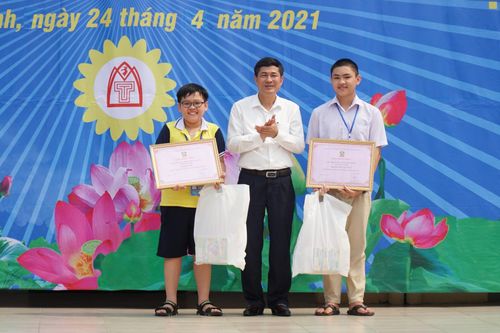 Sôi động thi CLB Toán Tuổi thơ tỉnh Nghệ An năm 2021
