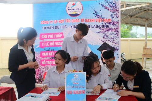 13.000 vị trí công việc mở ra với học sinh miền núi