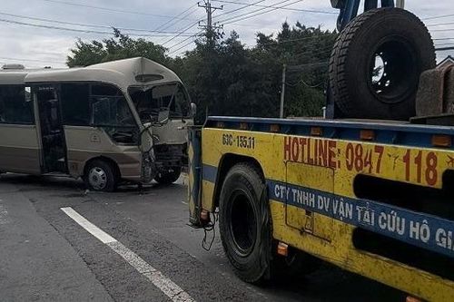 Tin giao thông đến sáng 24/4: Loạt tai nạn xe máy khiến 4 người tử vong, 5 người bị thương