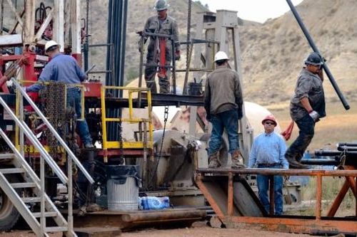 Sự chuyển mình đầy đau đớn của các Big Oil